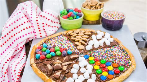 Recipe - Dessert Pizza - Home & Family