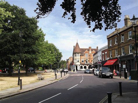 Living in Enfield | London Area Guide 2024 | CBRE UK Residential