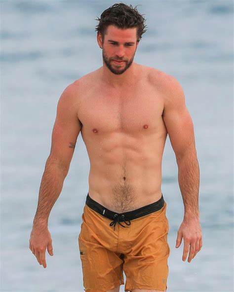 Happy Birthday Liam Hemsworth! Drool Over These Photos of the Aussie ...