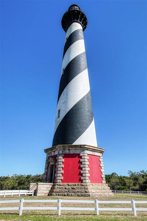 Cape Hatteras Lighthouse Photograph by Robert Hersh - Fine Art America