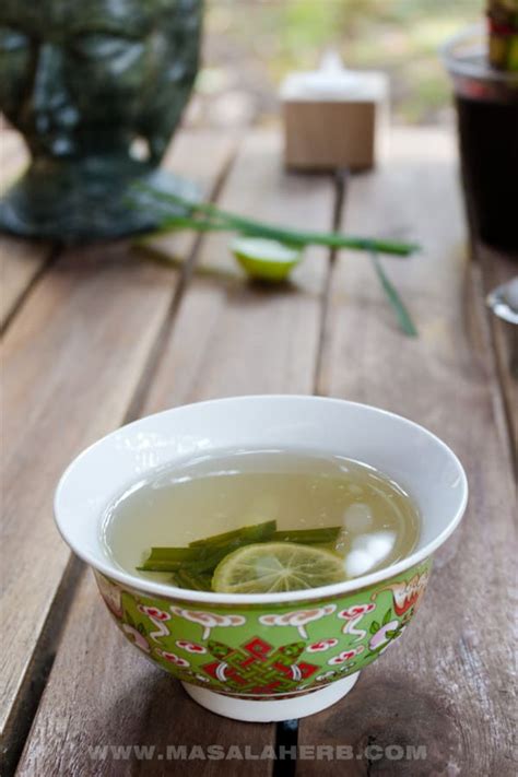 Fresh Lemongrass Tea Recipe - How to make Lemongrass Tea [Healthy] 🍵