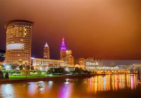 Cleveland Image Of Cleveland Downtown At Night Stock Photo - Download Image Now - Cleveland ...