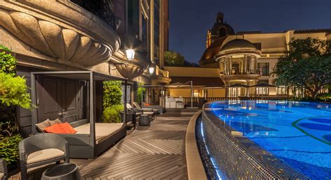 Mandarin Oriental, Taipei, Hotel – Taipei, Taiwan – Outdoor Pool – TRAVOH