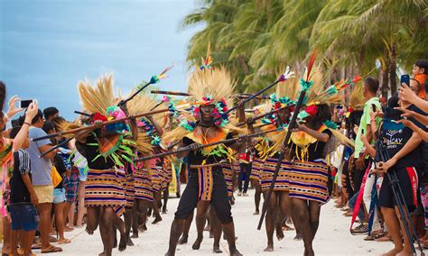 Ati-atihan Festival | Things To Do in Boracay Island | Vacationhive