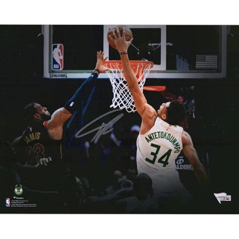 Giannis Antetokounmpo Milwaukee Bucks Autographed 11" x 14" Dunk On ...