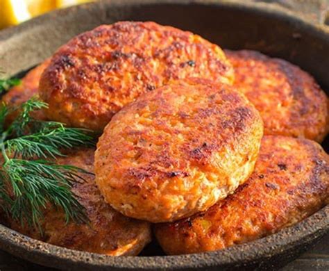 Buy Salmon Fish cakes 6 in pack Online at the Best Price, Free UK Delivery - Bradley's Fish