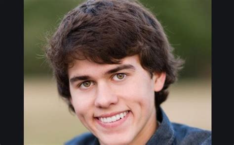 John Luke age, height, weight, wife, dating, net worth, career, family, bio