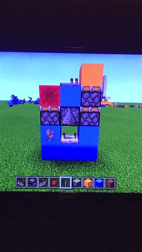 Made a pretty compact double piston extender on bedrock edition : r/redstone