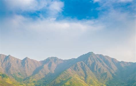 Free Photo | Beautiful mountains landscape Kashmir state, India