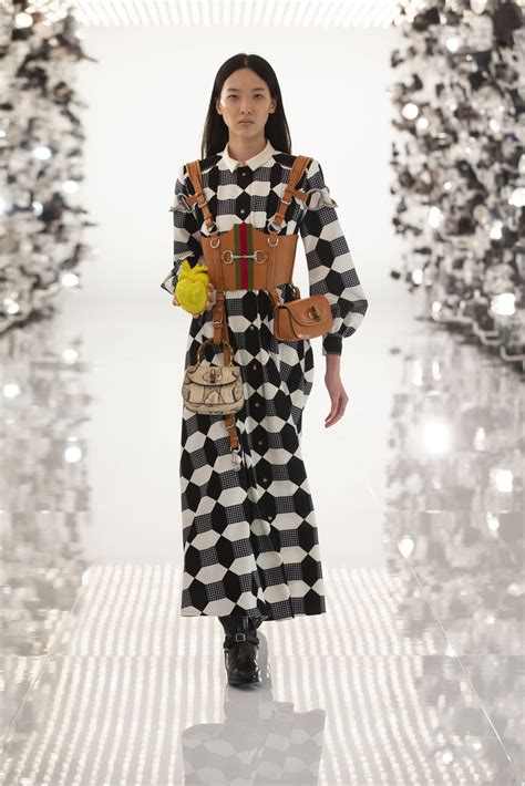 Gucci Fall 2021 Fashion Show | The Impression