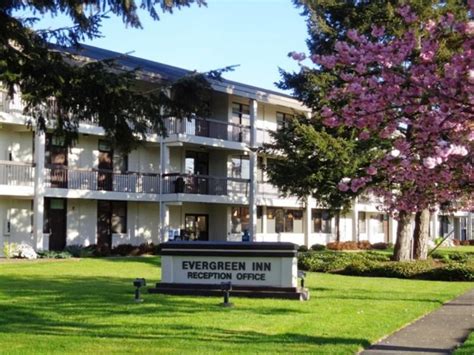 IHG Army Hotels Evergreen Inn on Joint Base Lewis McChord