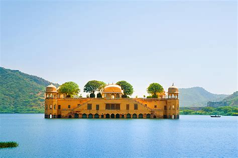 Jal Mahal Palace,Jaipur: Information, Timings, Architecture