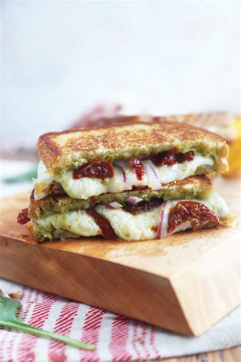 Pesto Grilled Cheese Recipe Made Two Ways | Cake 'n Knife