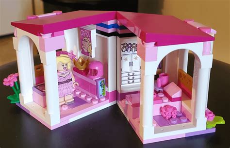 Lego Barbie tiny dreamhouse : r/lego