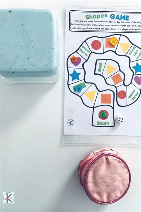 🔵🔺🟨 FREE Printables Shapes Games for Kindergarten