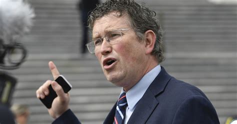 N.Ky. US Rep. Massie tweets picture of himself and others holding guns ...