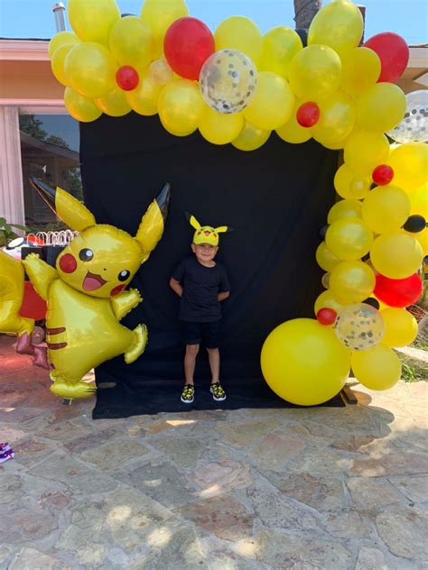 Pokémon party | Pokemon party decorations, Pokemon themed party, Pokemon party