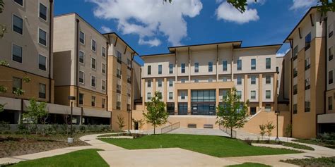 University of Dallas Residence Hall - Architecture Demarest