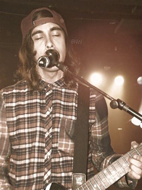 vic fuentes of pierce the veil | Pierce the veil, Vic fuentes, Music bands