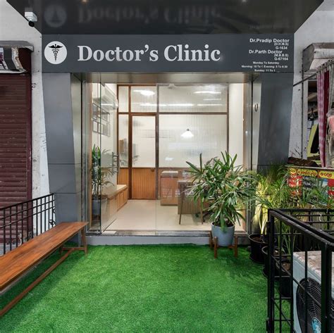 Doctor's Clinic Interior | Ananta interiors - The Architects Diary | Healthcare interior design ...