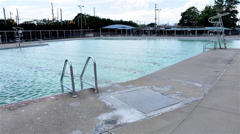 Pool slide now included in $14M project in New Hyde Park - Newsday