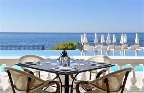 Benefits of Choosing a Waterfront Restaurant - Improve life here