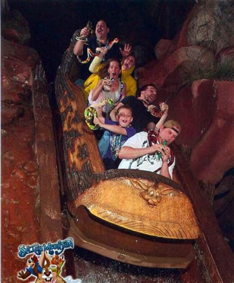 25 Splash Mountain Pics That Are So Funny They Should Get Their Own Ride