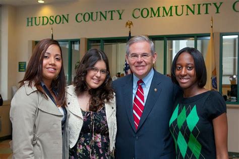 Menendez puts out the most press releases in the U.S. Senate: Congress ...