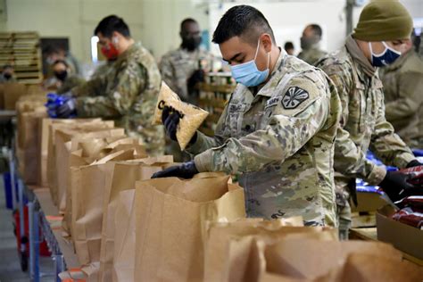 Arizona National Guard continues to support local food banks