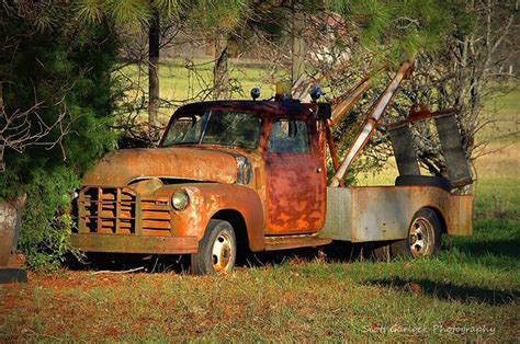 old tow truck Old Trucks, Cars Trucks, Rusty Cars, Tow Truck, Abandoned Places, Towing, Cars ...