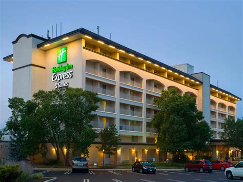 Holiday Inn Express & Suites King Of Prussia Hotel by IHG