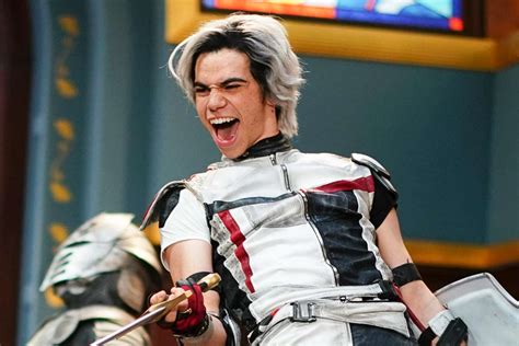 All of Cameron Boyce's best moments in Descendants 3 | EW.com