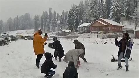 In Photos: Kashmir Valley’s Fresh Snow After Month-Long Dry Spell