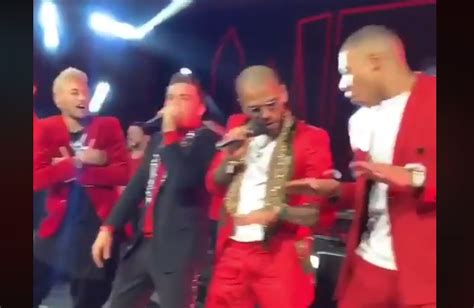 VIDEO: Dani Alves and Kylian Mbappe Hit the Stage with Neymar at his ...