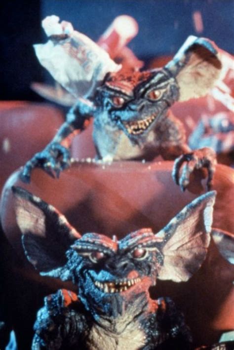 Gremlins (1984) | Gremlins, Scary movies, Horror movie posters