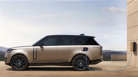 Range Rover will be first all-electric Land Rover, and it gets its biggest screens ever | TechRadar