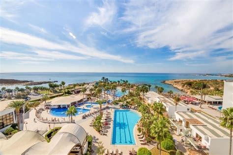 Adams Beach Hotel (Larnaca) – 2019 Hotel Prices | Expedia.co.uk