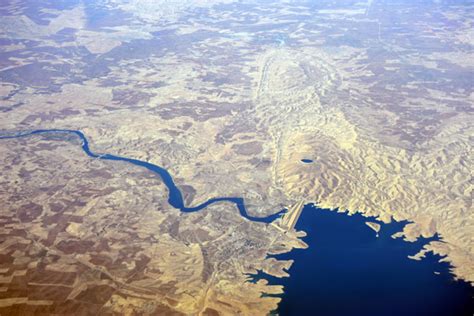 Al Mosul Dam on the Tigris River, Iraq photo - Brian McMorrow photos at pbase.com
