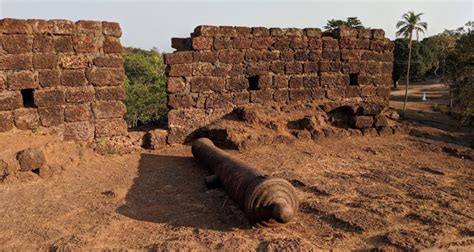 Cabo de Rama Fort Goa, India (Entry Fee, Timings, History, Built by, Images & Location) - Goa ...