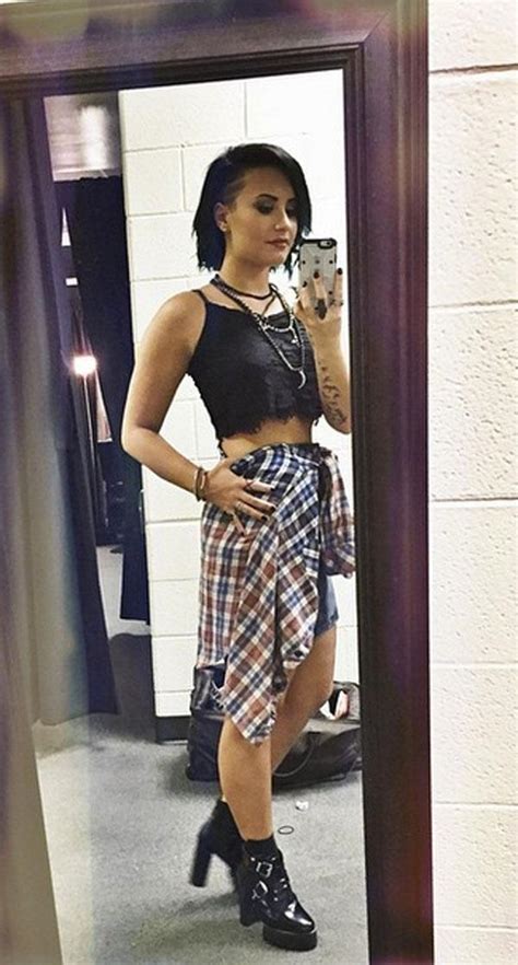 Demi Lovato Weight Loss: 9 Amazing Instagram Pics of Demi's New Bod