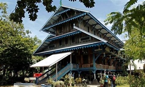 3 Rumah Adat Khas Sulawesi Tenggara - Celebes ID