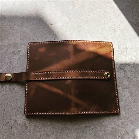 Pocket notebook cover with snap. : r/Leathercraft