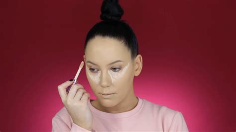 Master the Rose Gold Smokey Eye: A Comprehensive Makeup Tutorial for All Occasions