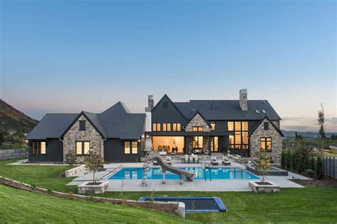 Step inside a farmhouse modern design in utah that s jaw dropping – Artofit