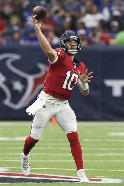 Texans Sticking With QB Davis Mills