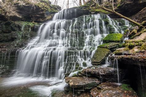 19 Picturesque Waterfalls in Tennessee (+ Map)