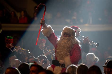 DVIDS - Images - Navy Band presents holiday concerts in nation's ...