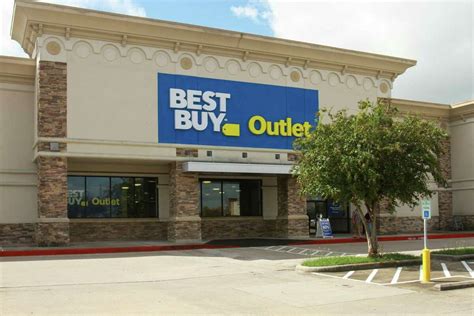 Best Buy opens Houston outlet to boost return on returns