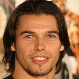 Paul Telfer - Age, Family, Bio | Famous Birthdays