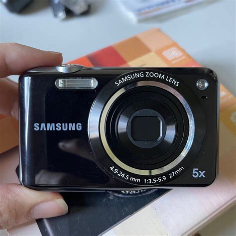 Samsung ES65, Photography, Cameras on Carousell